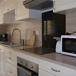 Beach - A Modern Studio Flat In Central Nice